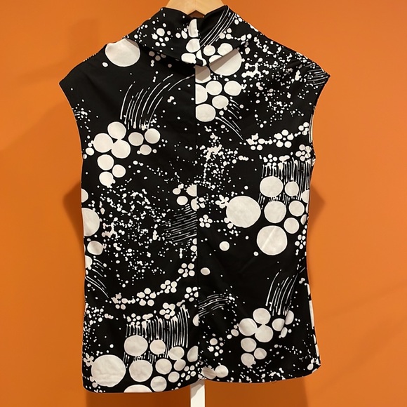 Vintage "Jil Sander"-esque cowl neck 70s Stunning black and white tank - Picture 5 of 7